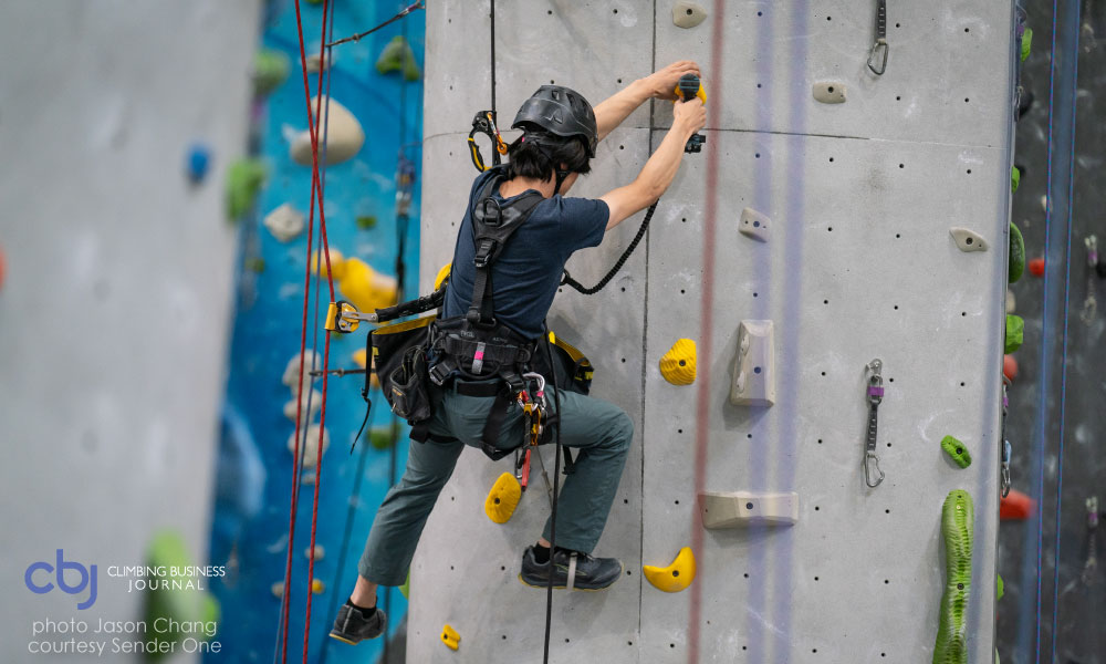 Climb Insider: accidents, controversies, and the Summit coming soon