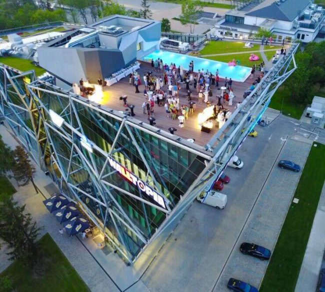 Walltopia’s WICS – Time to Get Global