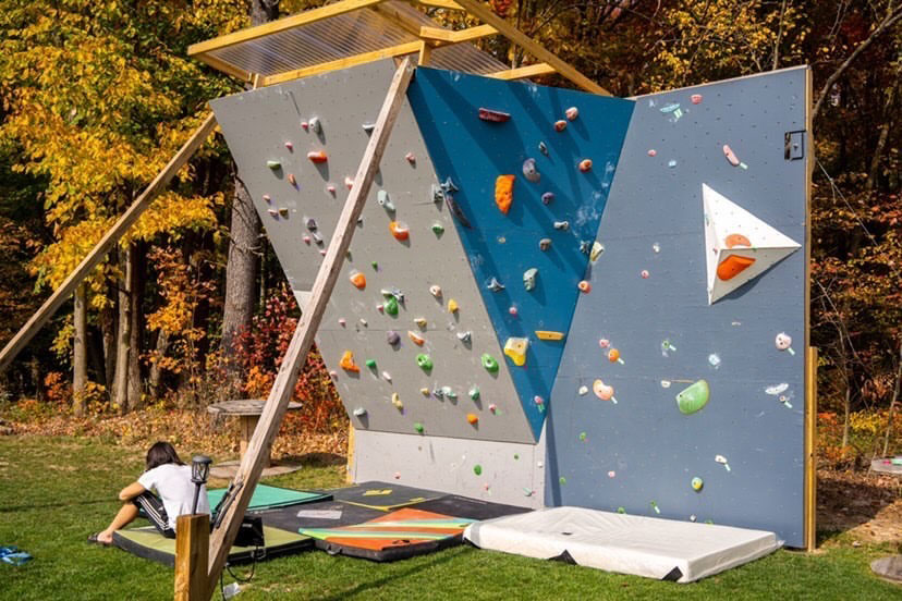 HWOW 64 – Father & Son Backyard Homewall