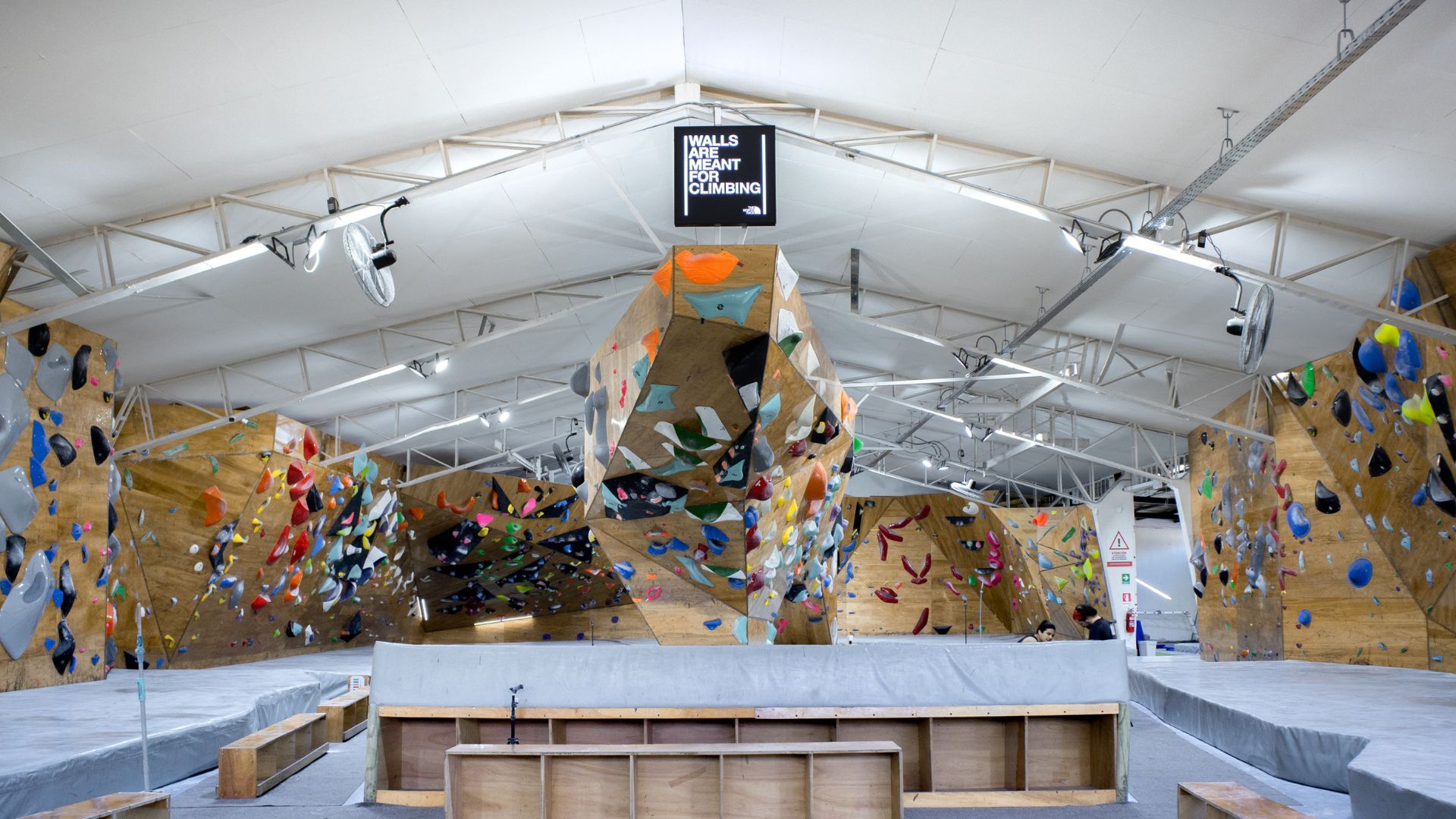 Chilean Bouldering Gym Group Expands, Opens Third Location