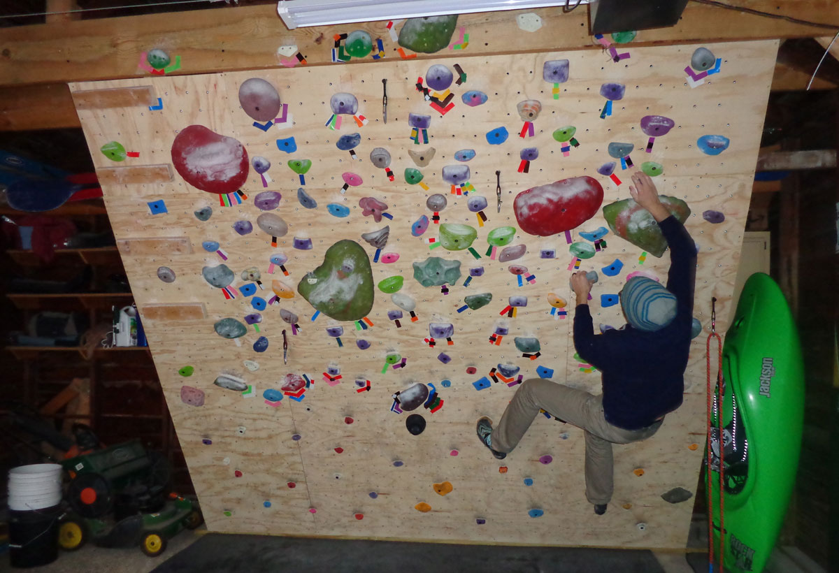 HWOW 42 – Carefully Considered Garage Homewall