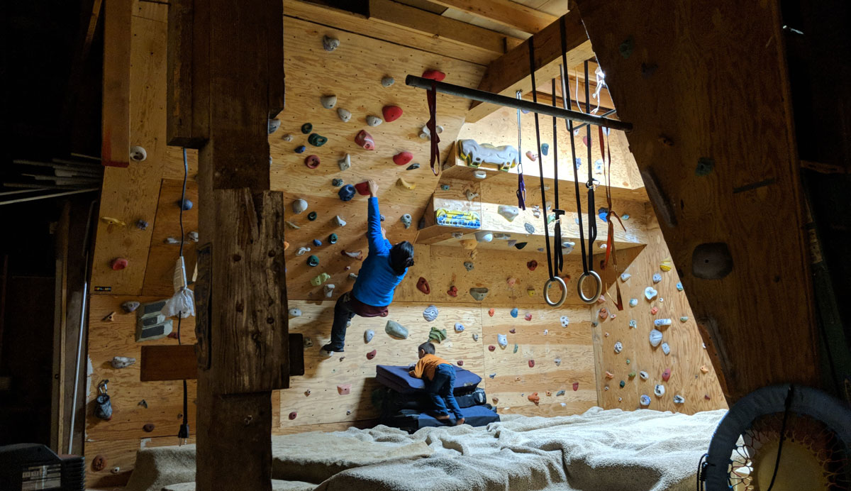 HWOW 24 – 100 Year Old Bouldering Barn