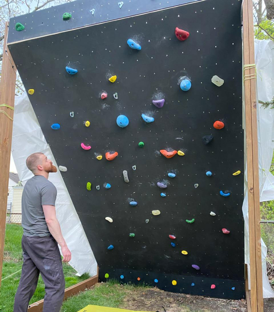 HWOW 56 – All Season Backyard Midwest Homewall