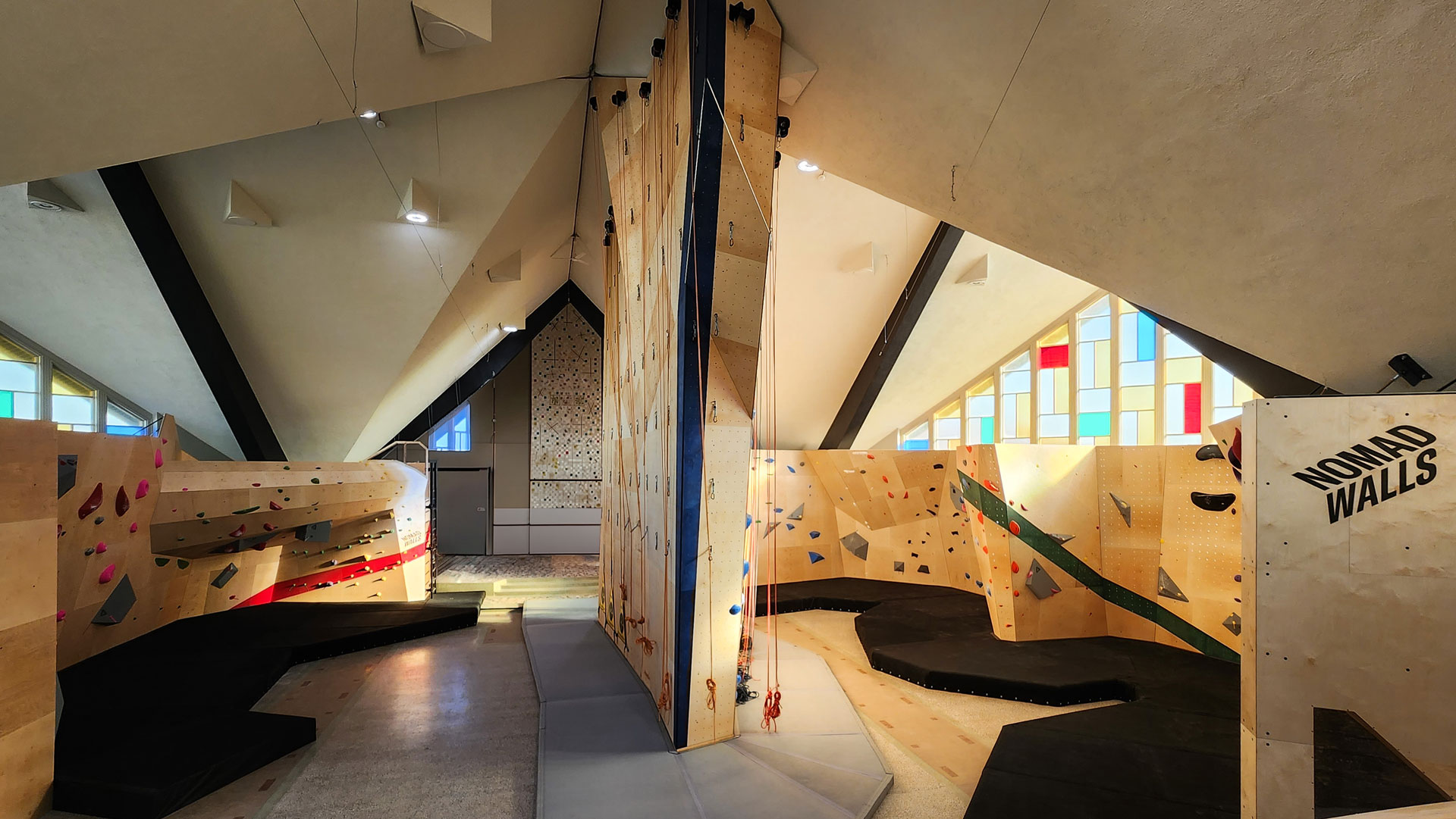 Nomad Walls: Reimagining Climbing Experiences