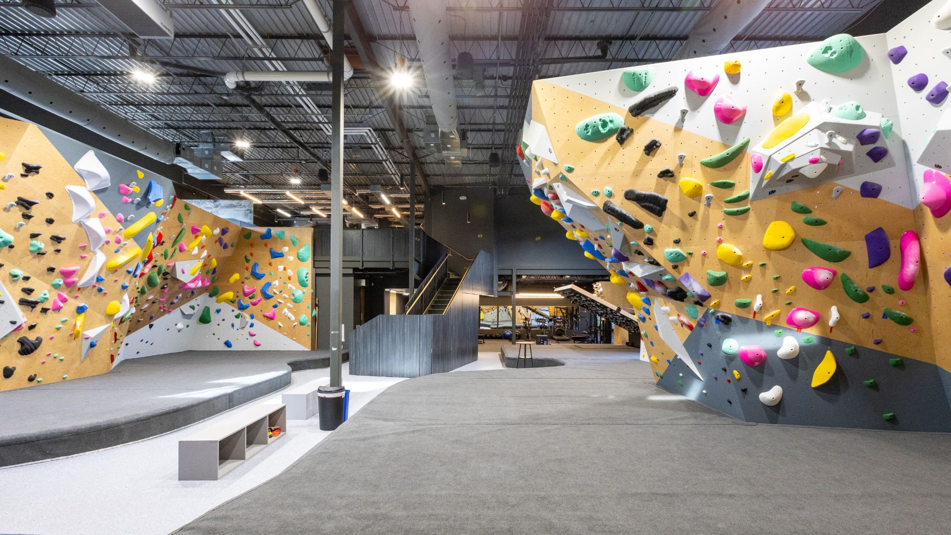 New Bouldering Hub Opens in Proximity to University of Virginia