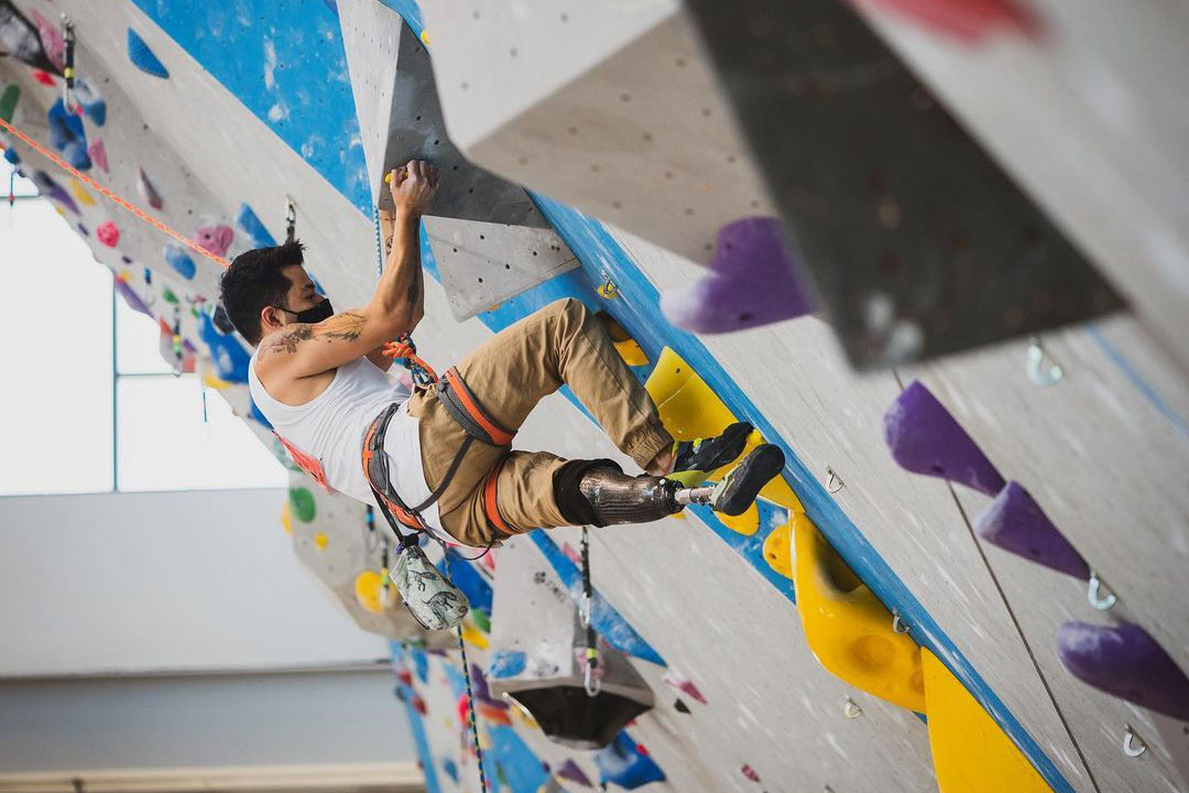 Routesetting for Paraclimbers