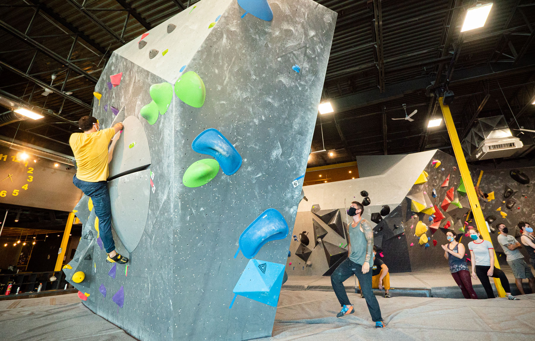 Climbing Gyms and COVID-19: Délire Climbing Walls Creates “a Perfect Gym”