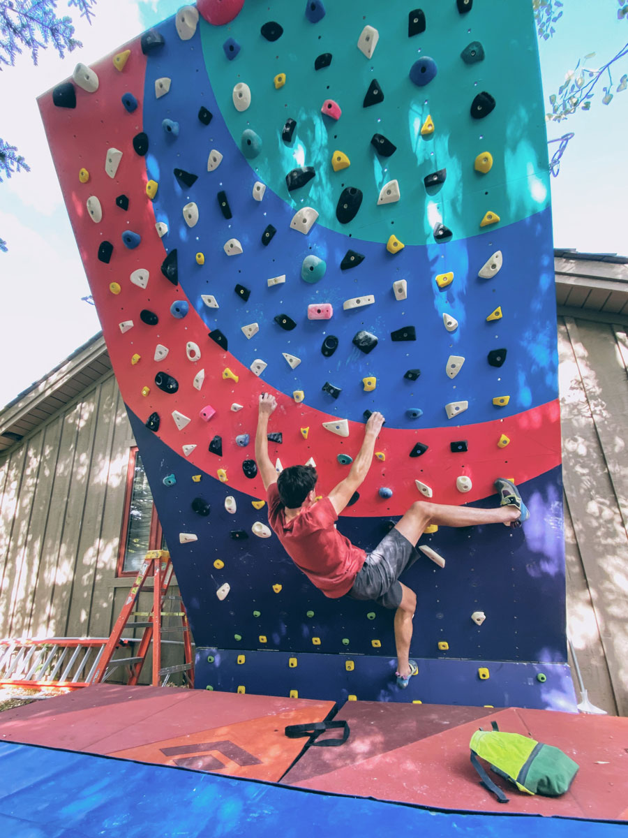 HWOW 32: A Colorful Adjustable Backyard Board in Idaho